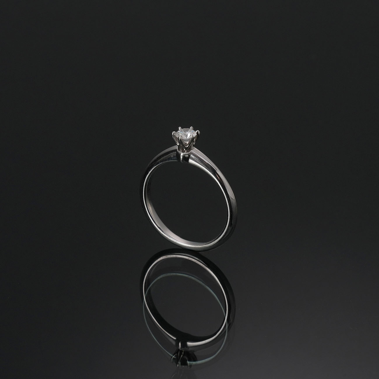 TIFFANY & CO.(USED)티파니 0.19ct 다이아 플래티늄 링 #49