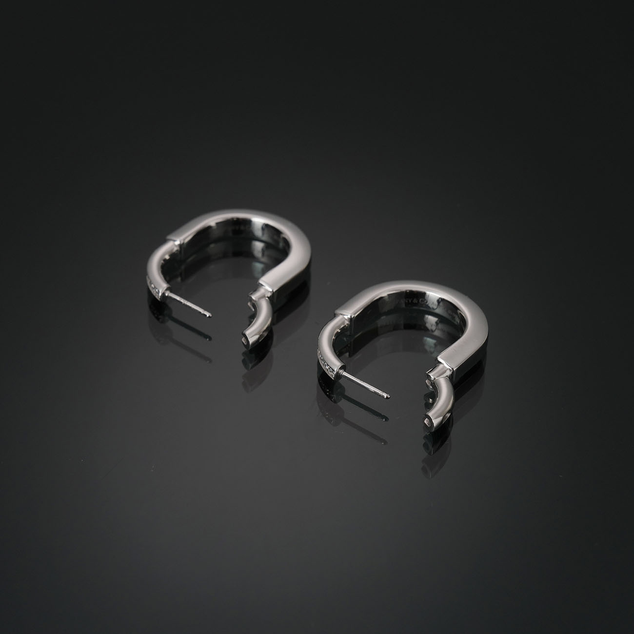 TIFFANY & CO.(USED)티파니 락 다이아 이어링 미듐