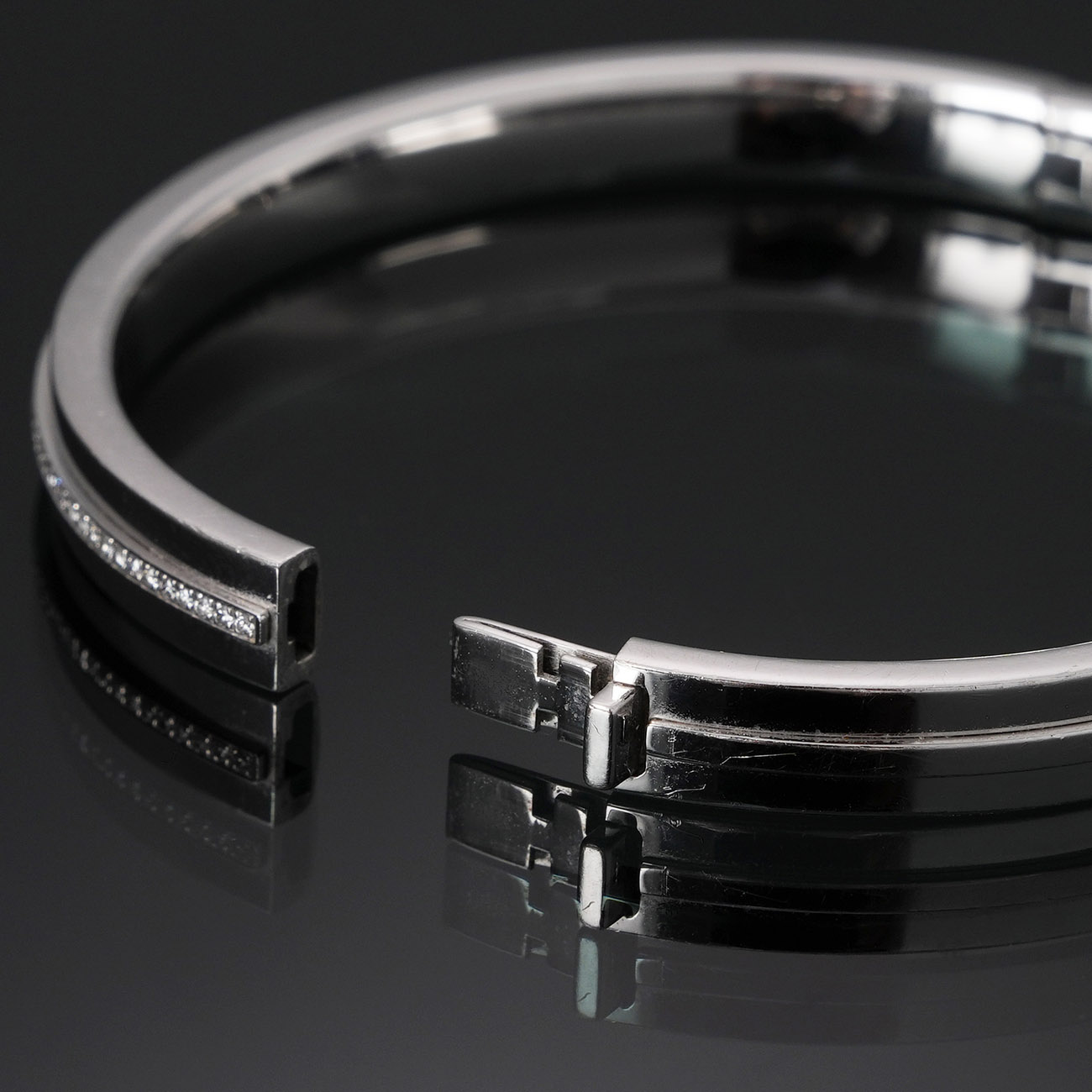 TIFFANY & CO.(USED)티파니 T 네로우 다이아 브레이슬릿