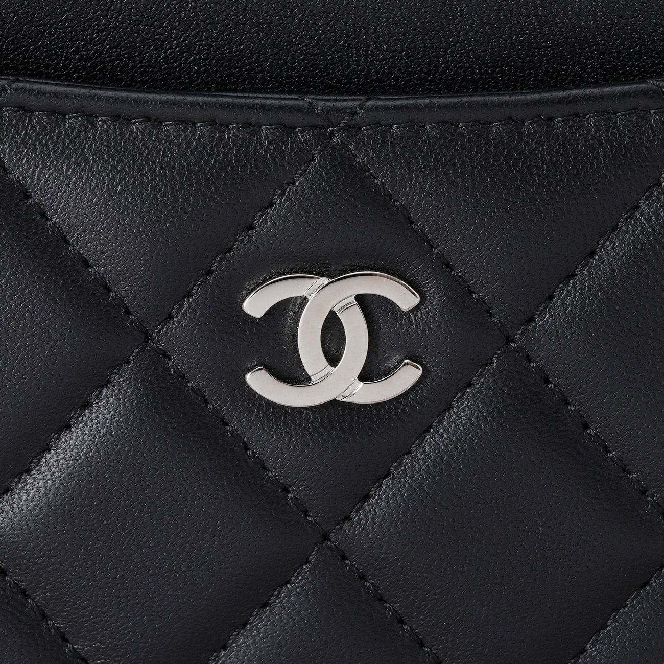 CHANEL(USED)샤넬 CC로고 지퍼 장지갑