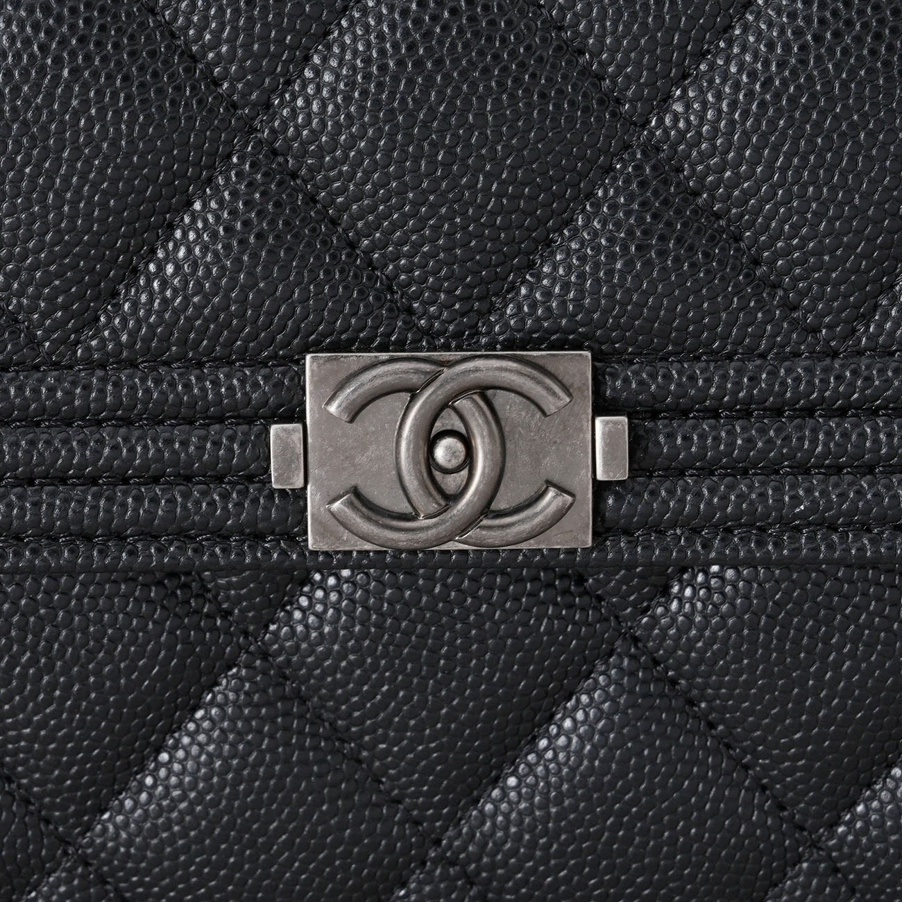 CHANEL(USED)샤넬 A80286 캐비어 보이샤넬 장지갑