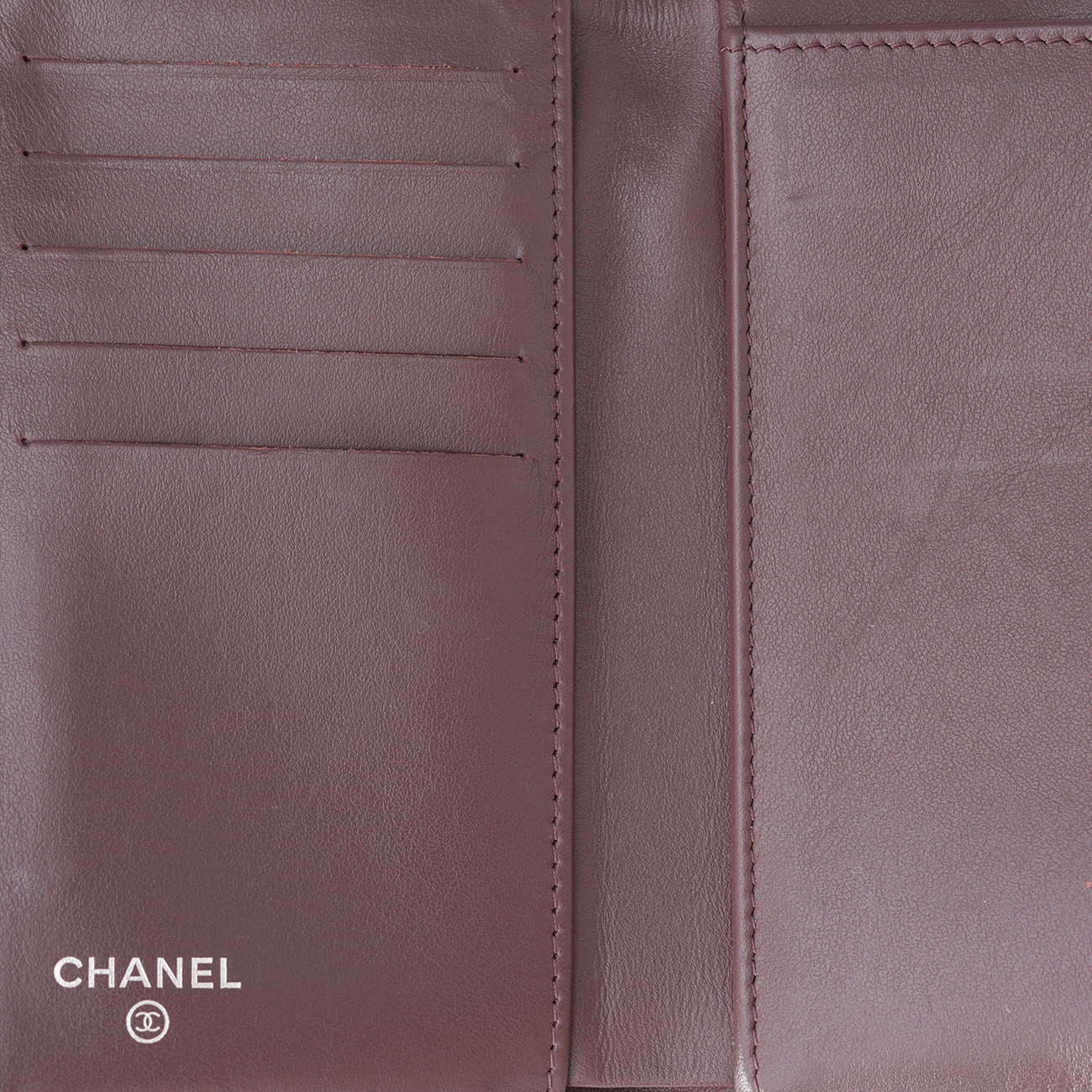 CHANEL(USED)샤넬 AP0232 클래식 캐비어 중지갑