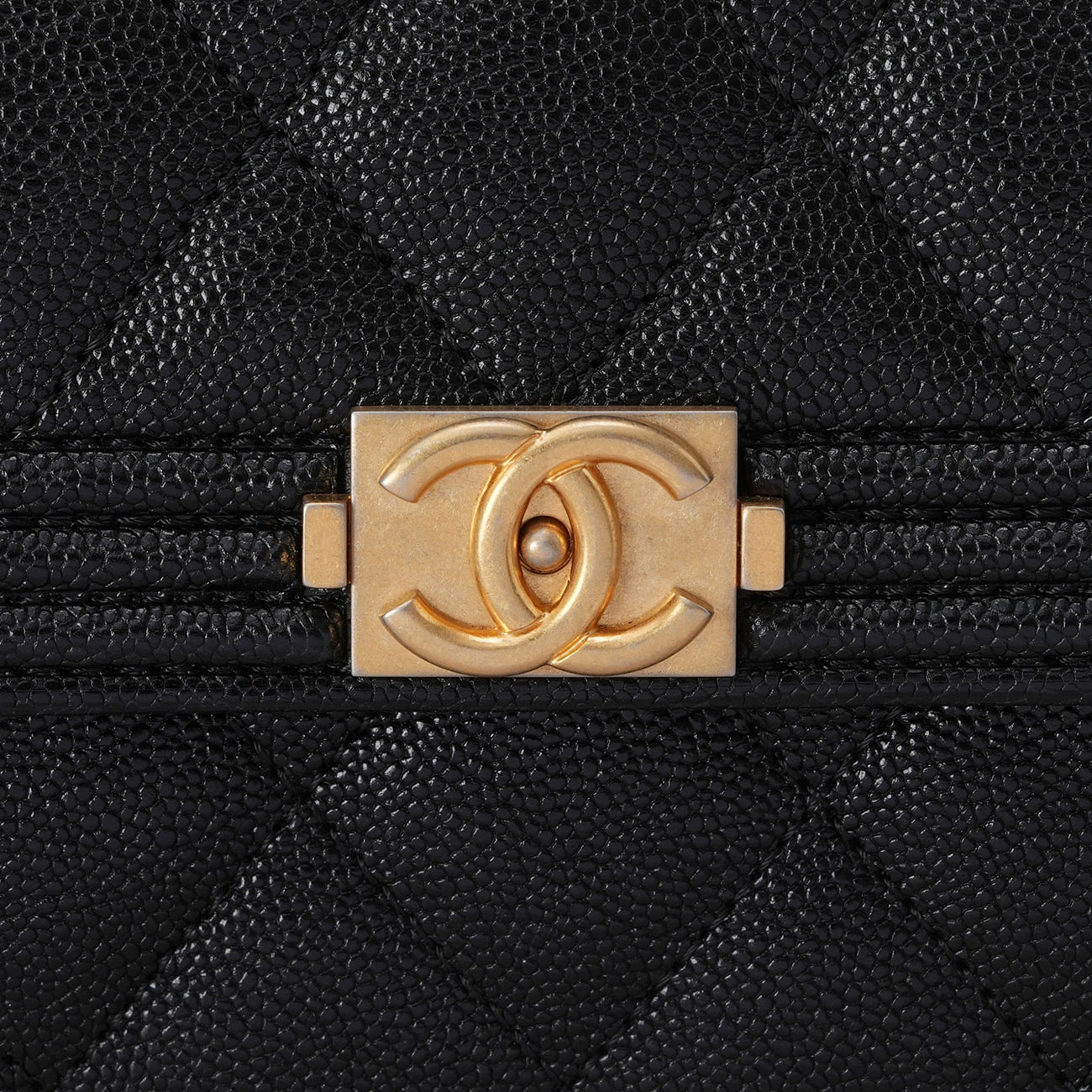 CHANEL(USED)샤넬 캐비어 보이샤넬 장지갑