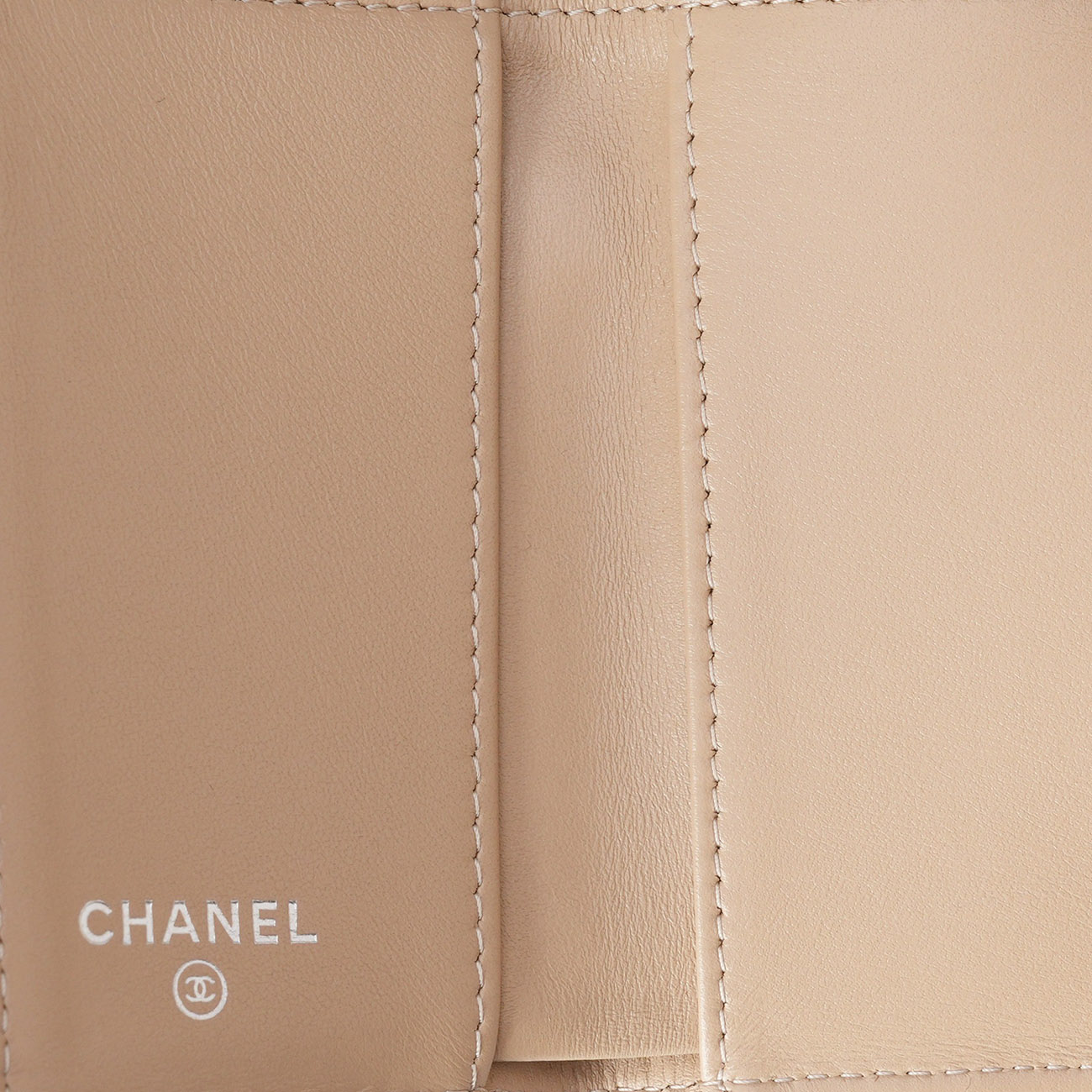 CHANEL(USED)샤넬 AP3882 시즌 3단 반지갑 베이지