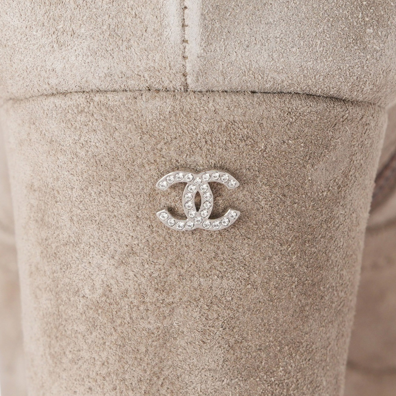 CHANEL(USED)샤넬 G46051 24F 하이 부츠 #38 베이지